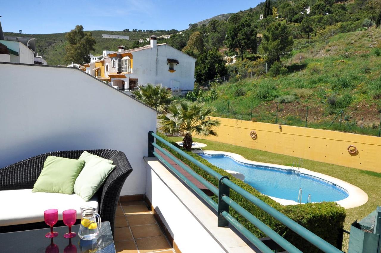3 Bedroom Townhouse Benahavis Village 외부 사진